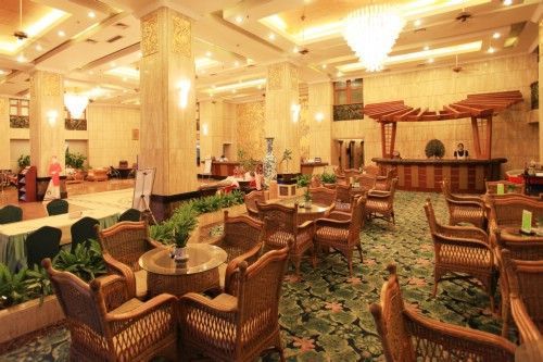 Linda Seaview Hotel Саня Ресторант снимка